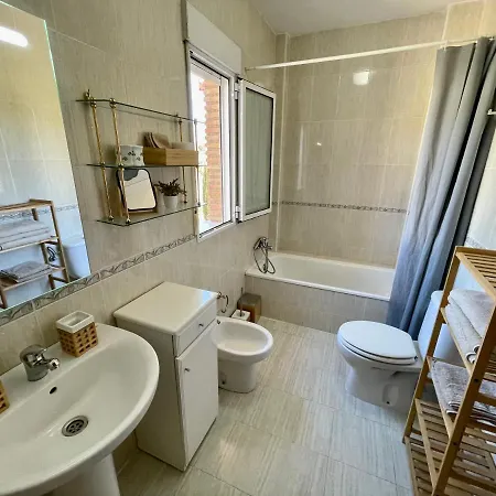 Lomalinda Holiday home