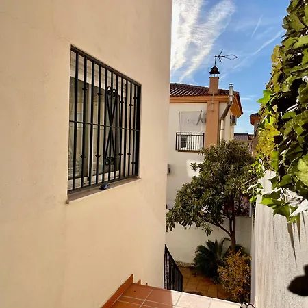 Lomalinda Holiday home *